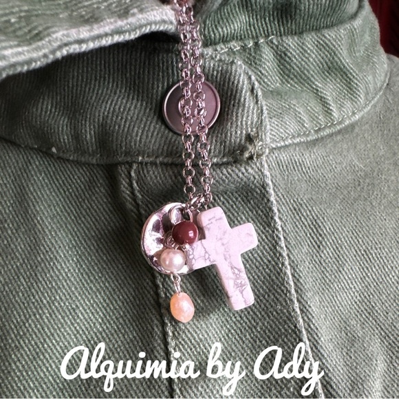 Howlite cross multi charms freshwater pearl beaded necklace - Picture 2 of 2